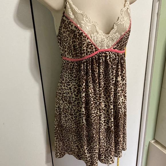 IN BLOOM by JONQUIL Cheetah Print Chemise Cream Lace, Pink Trim Womens Large - Picture 2 of 16